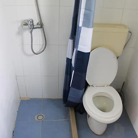 Backpacker Hostal *